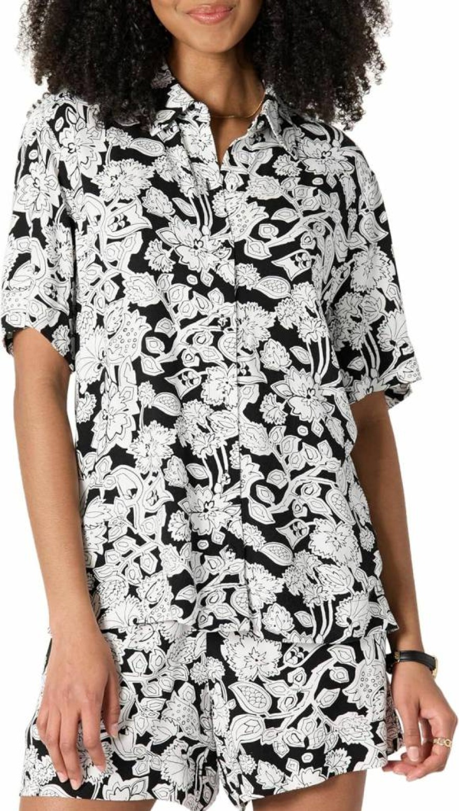 Amazon Essentials Women's Relaxed-Fit Twill Button-Down Shirt - Casual Long Sleeve Blouse for Women