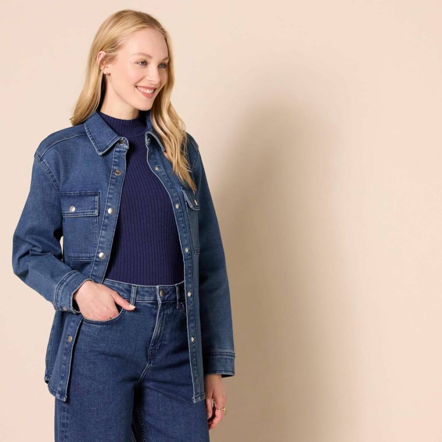 Amazon Essentials Women's Denim Shirt Jacket - Oversized Fit, Heavyweight, Casual Outerwear