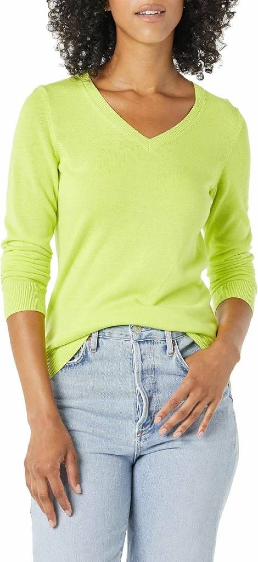 Amazon Essentials Women's Plus-Size Lightweight Long-Sleeve V-Neck Sweater, Classic-Fit Casual Pullover