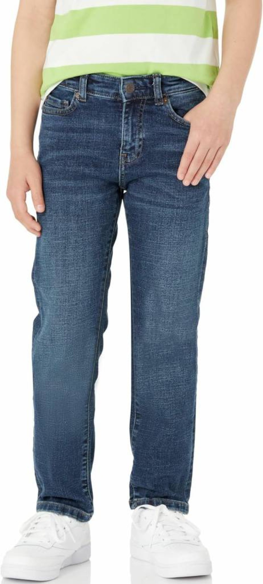 Amazon Essentials Boys' Straight-Fit Jeans for Kids - Comfortable Regular Fit Denim Pants for Everyday Wear