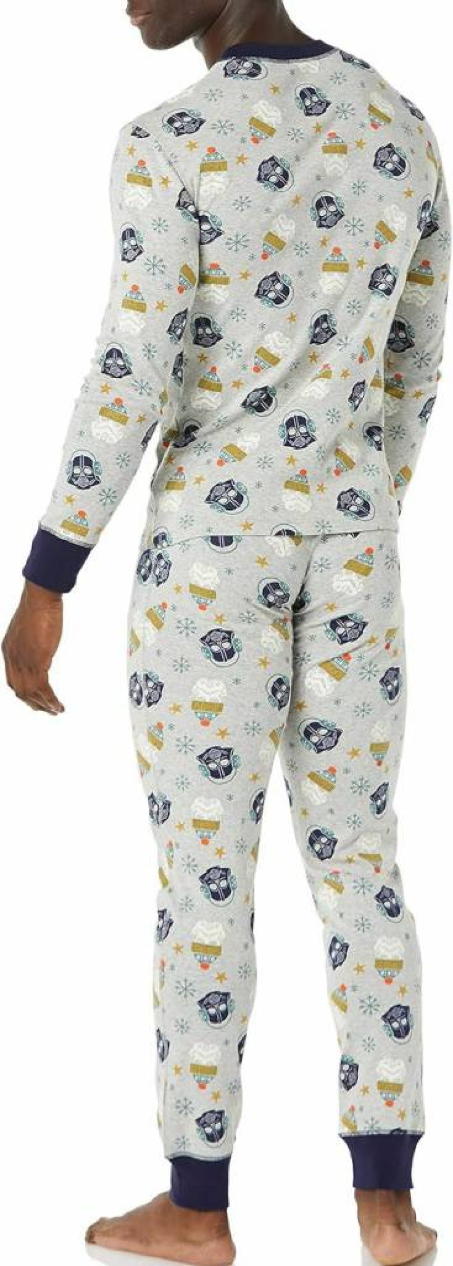 Amazon Essentials Men's Marvel & Star Wars Snug-Fit Pajama Set - Disney Licensed Sleepwear