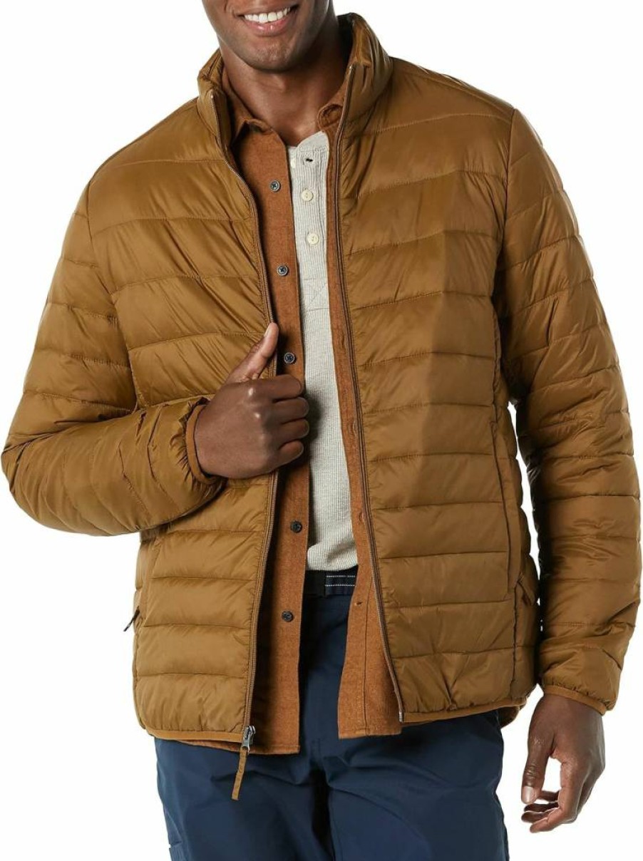 Amazon Essentials Men's Big & Tall Lightweight Water-Resistant Packable Puffer Jacket for Cold Weather
