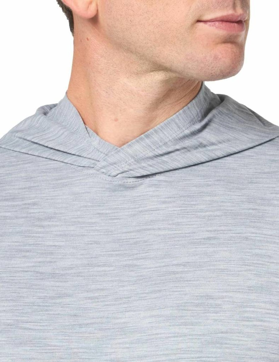 Amazon Essentials Men's Quick-Dry Stretch Hooded Pullover Active Shirt Long Sleeve Tech T-Shirt