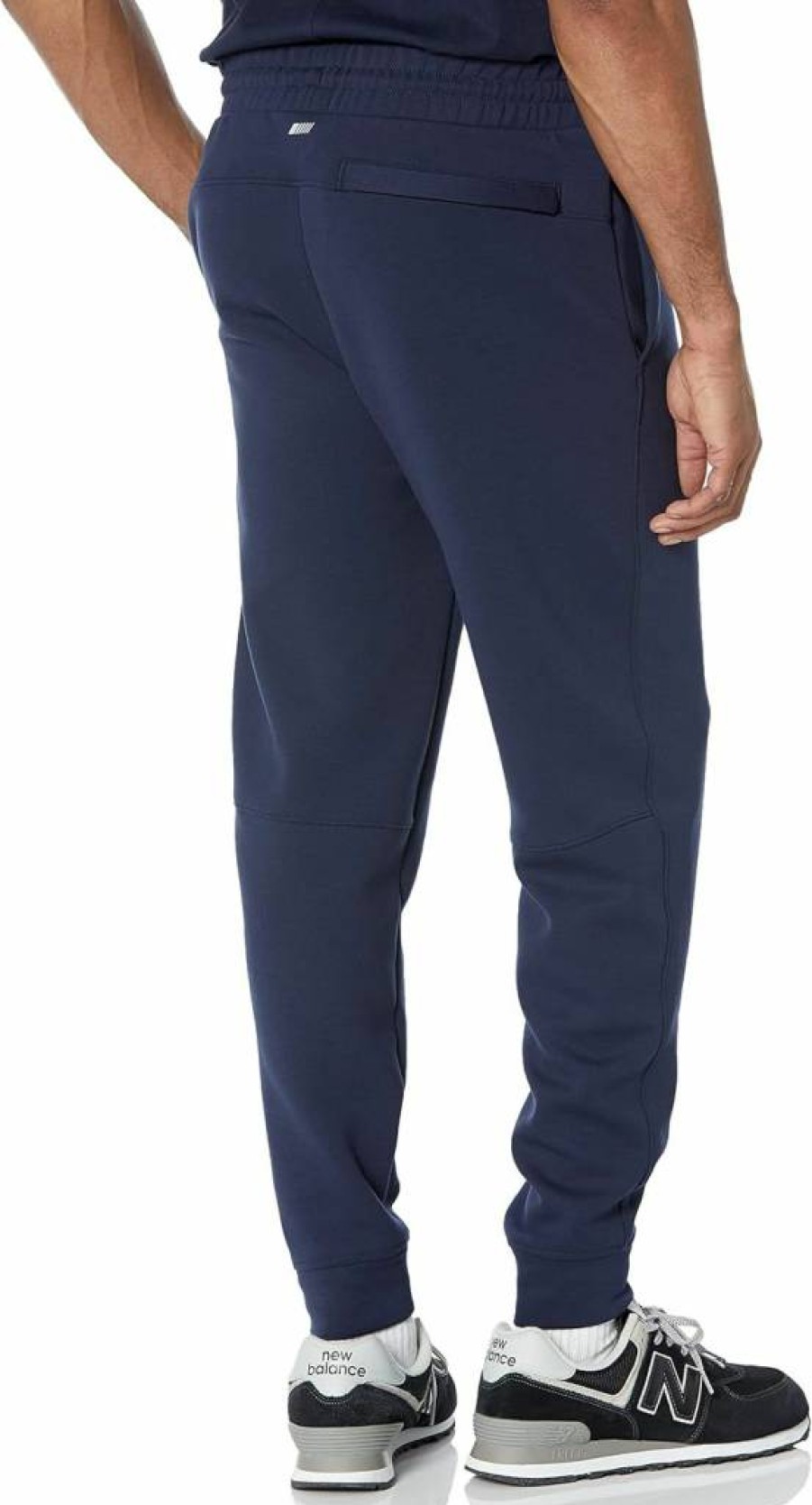 Amazon Essentials Men's Lightweight Active Jogger Pants with Sweat-Wicking Fabric for Workouts & Casual Wear