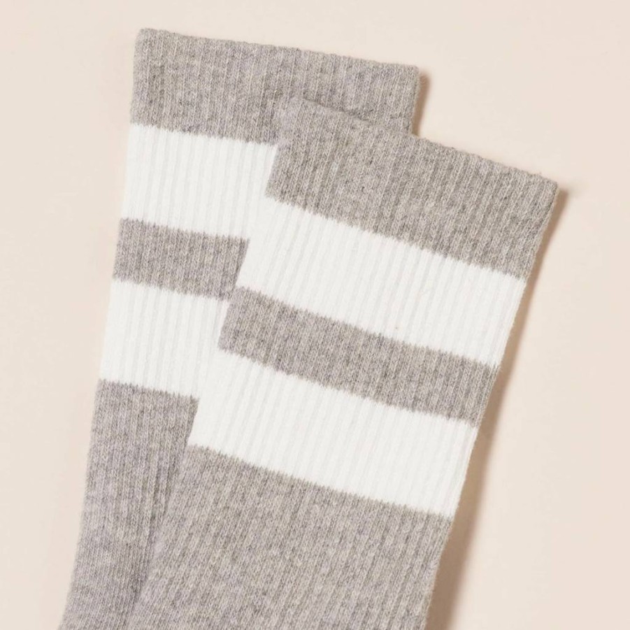 Amazon Essentials Men's Retro Stripe Crew Socks - 8-Pack, Comfortable Casual Socks for Everyday Wear