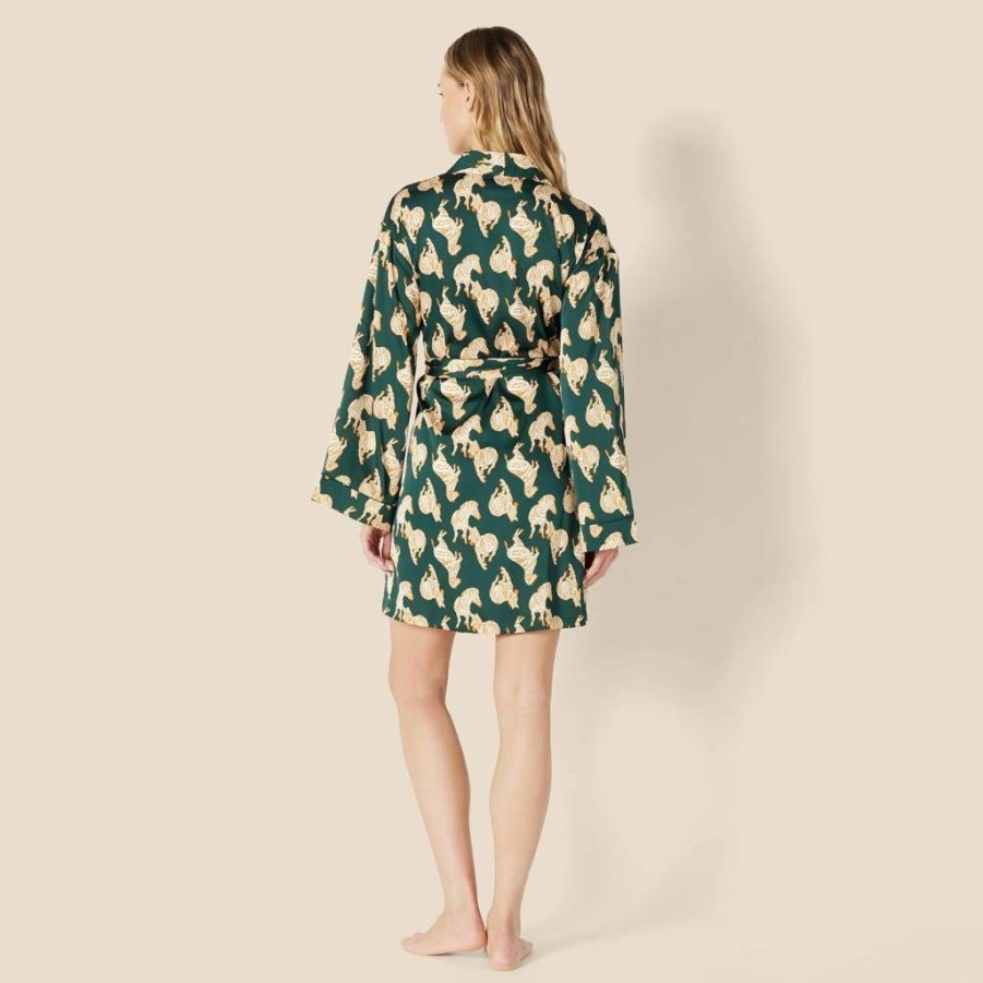 Amazon Essentials Women's Soft Satin Sleep Robe - Relaxed Fit Long Loungewear for Comfort