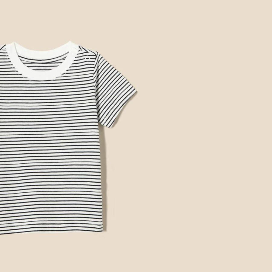 Amazon Essentials Unisex Toddler & Baby Short Sleeve T-Shirts, 3-Pack - Soft Cotton Tees for Infants & Kids
