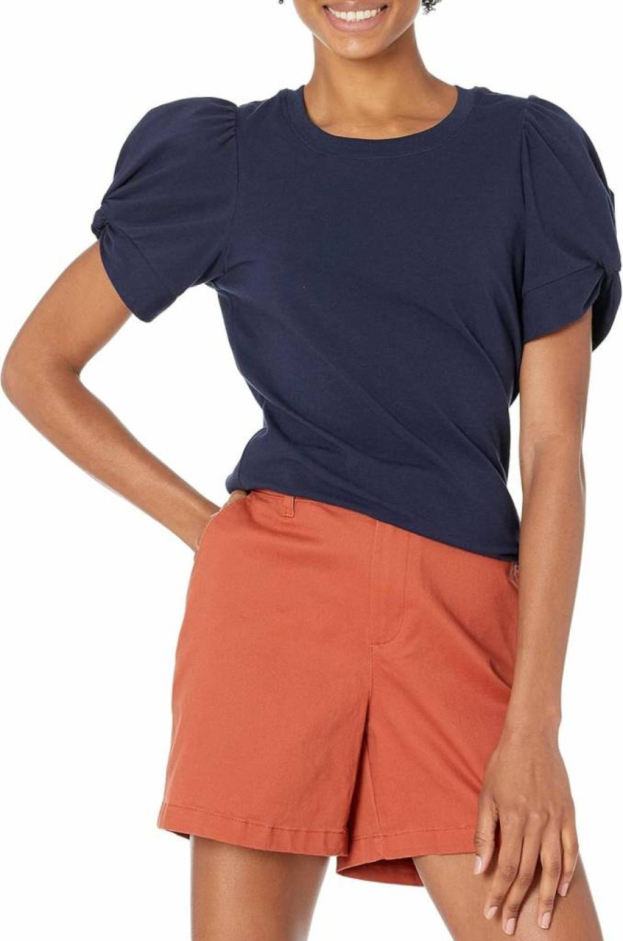 Amazon Essentials Women's Classic-Fit Short-Sleeve Crewneck T-Shirt, Soft Cotton Casual Top