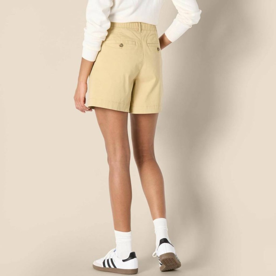 Amazon Essentials Women's High-Waisted Relaxed-Fit Stretch Comfort Shorts with Elastic Waistband