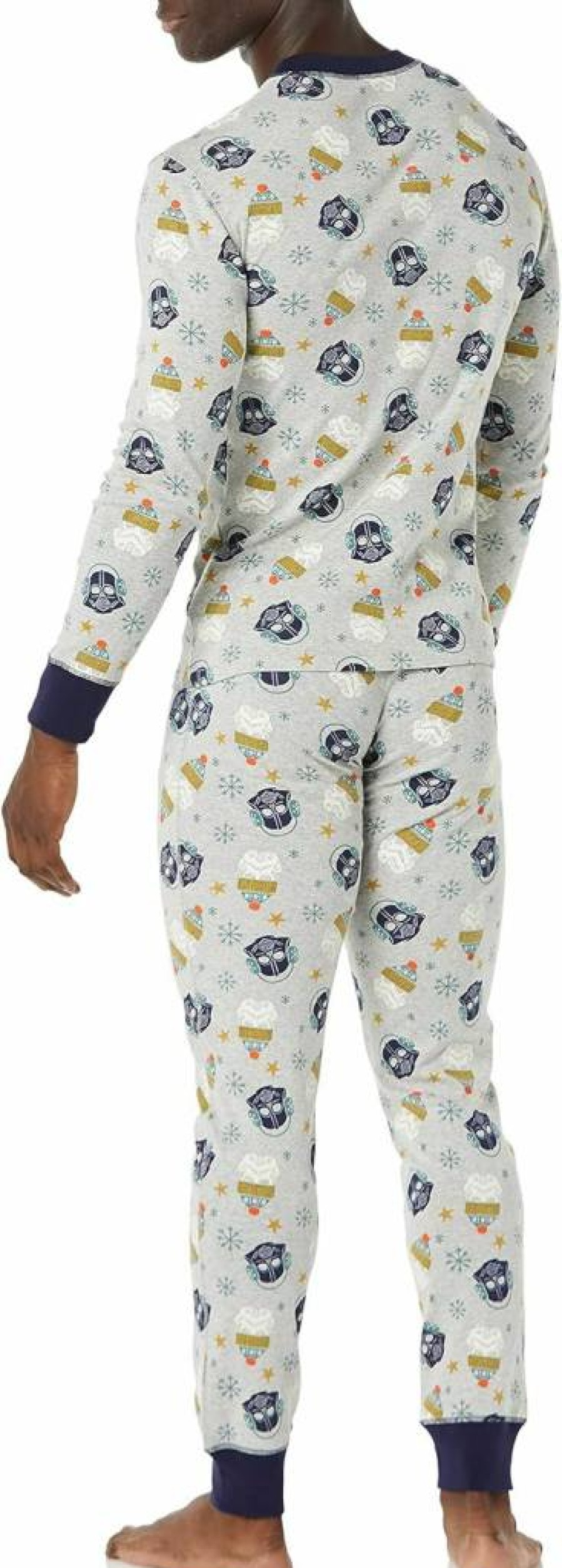 Amazon Essentials Men's Marvel & Star Wars Snug-Fit Pajama Set - Disney Licensed Sleepwear