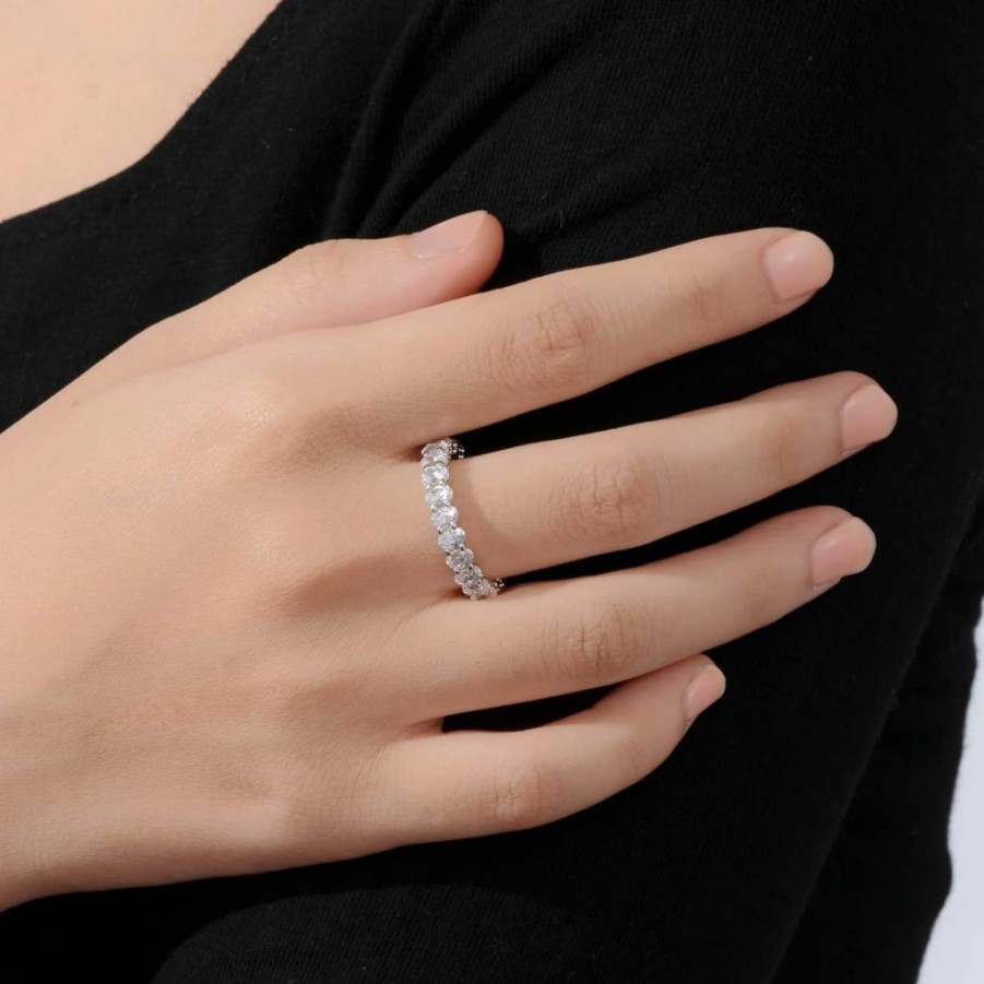 Amazon Essentials 14K Gold Plated Cubic Zirconia Stackable Ring for Women, Elegant Statement Jewelry Gift
