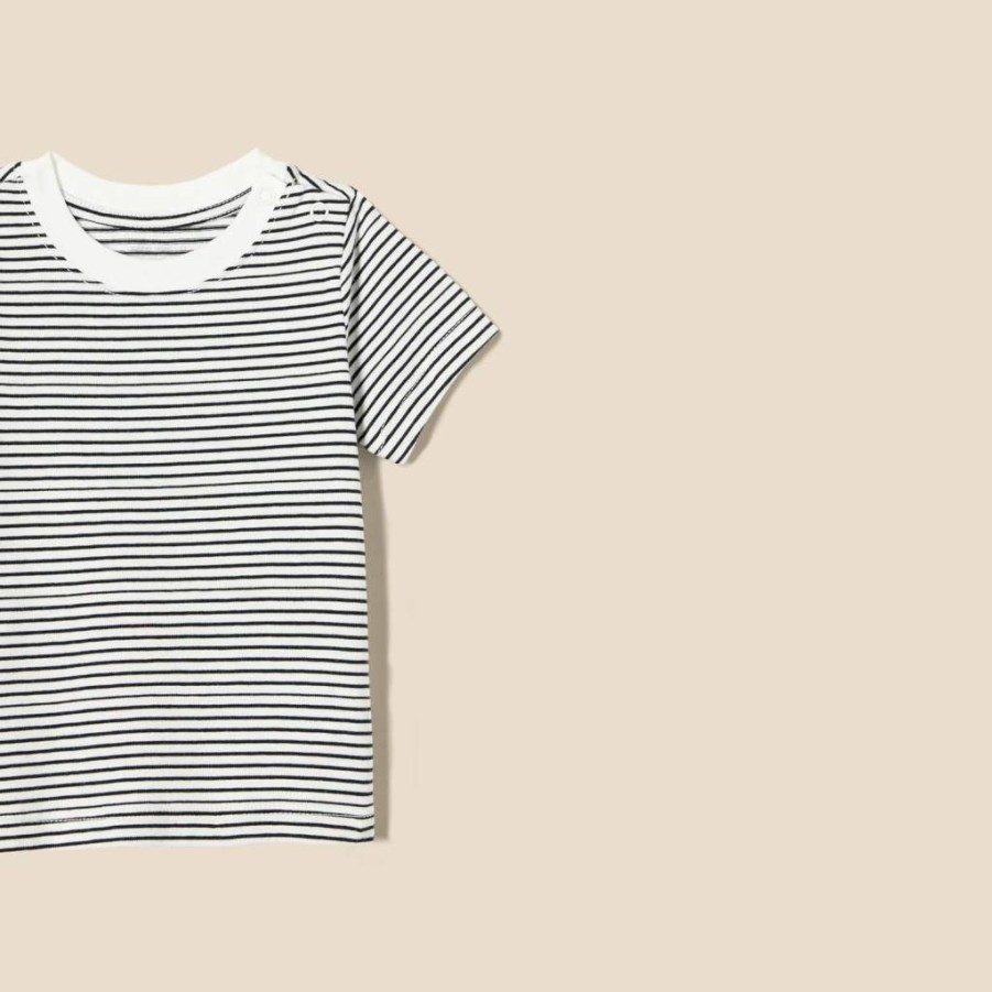 Amazon Essentials Unisex Toddler & Baby Short Sleeve T-Shirts, 3-Pack - Soft Cotton Tees for Infants & Kids