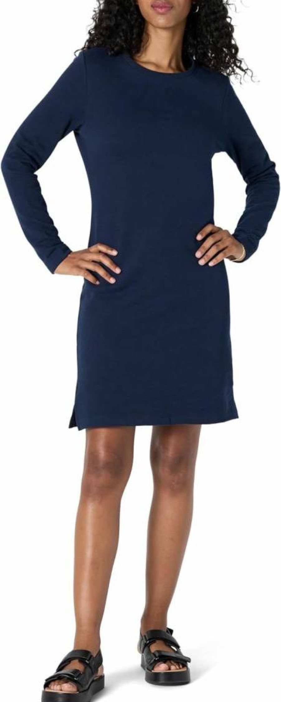 Amazon Essentials Women's Fleece Knee-Length Dress with Crewneck and Long Sleeves