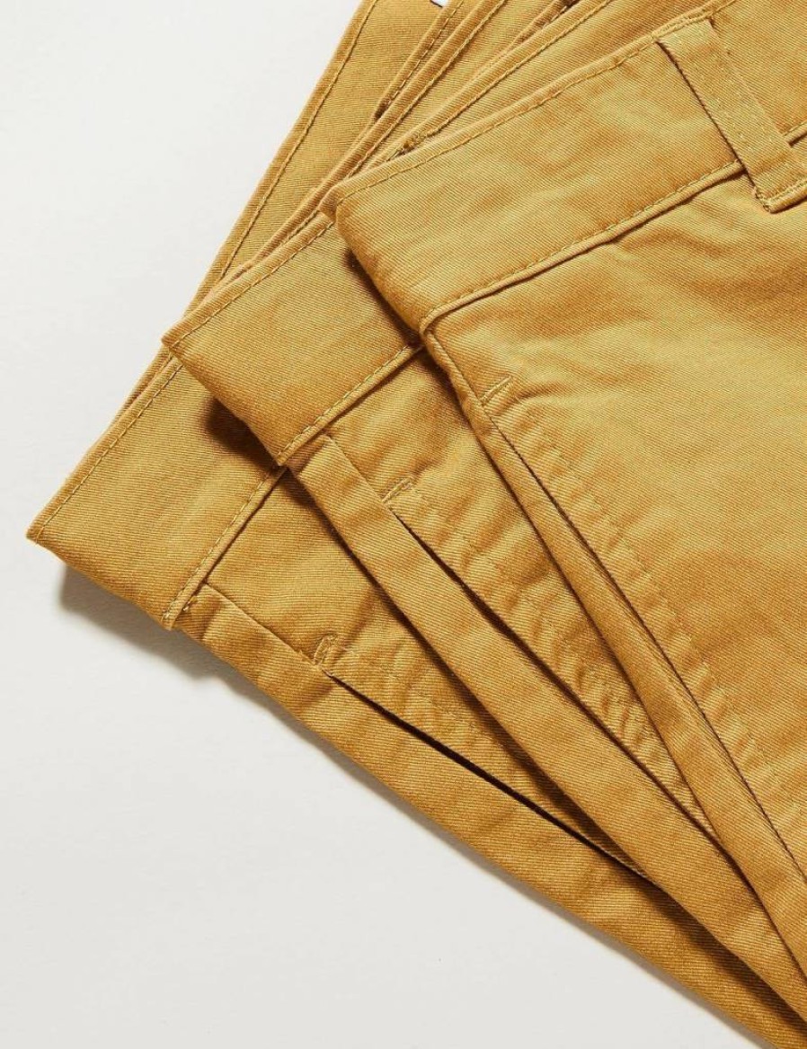 Amazon Essentials Boys' Wrinkle-Resistant Uniform Shorts 3-Pack, Flat-Front Toddler & Kids' Woven Shorts