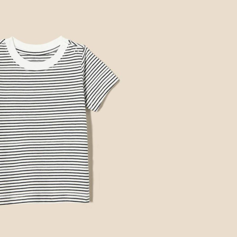 Amazon Essentials Unisex Toddler & Baby Short Sleeve T-Shirts, 3-Pack - Soft Cotton Tees for Infants & Kids